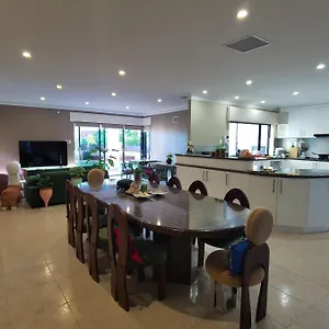 Sunny Ocean View Retreat Homestay Perth